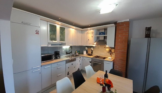 Apartments Dalamar - Three-Bedroom Apartment with Terrace