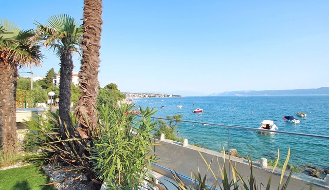 Apartments Del Mar 1 (74941-A1) - Crikvenica