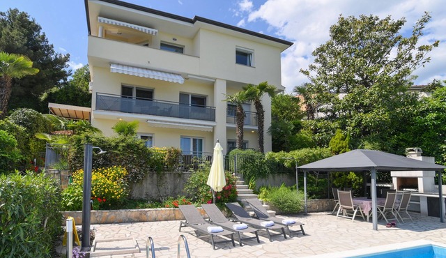 APARTMENTS GROZIC * OPATIJA - APARTMENT A2
