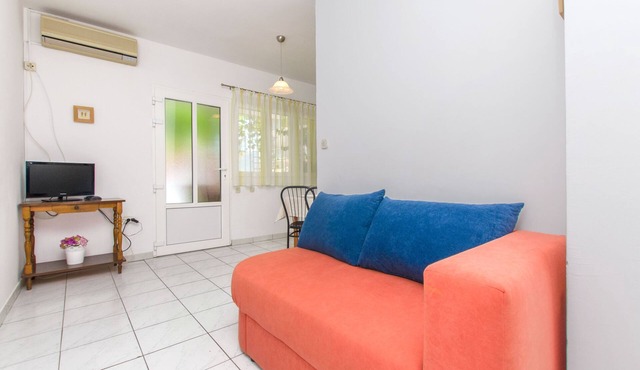 Apartments Anita (33431-A2) - Vrboska - island Hvar