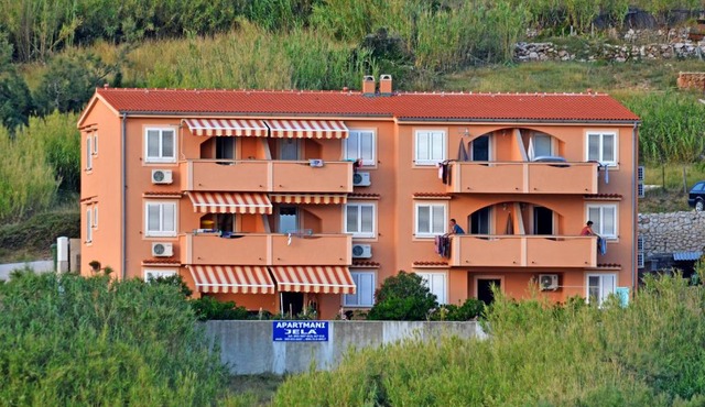 Apartments Jela