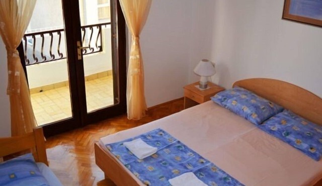 Apartments Karlo