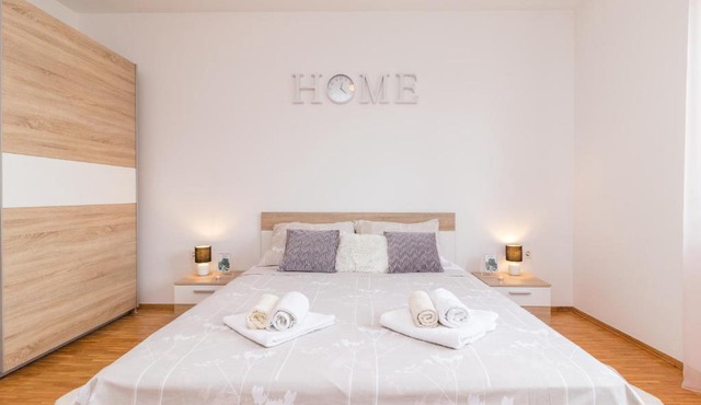Apartments Rede