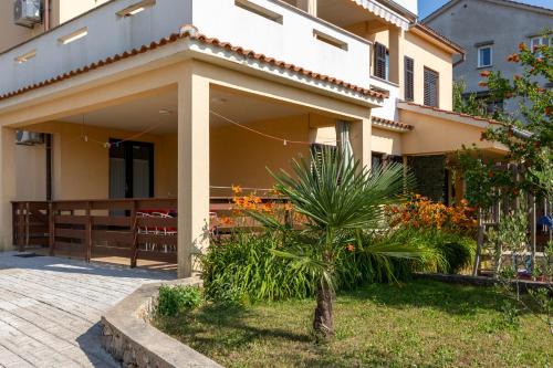 Apartments Snjezana by El-Pi Tours