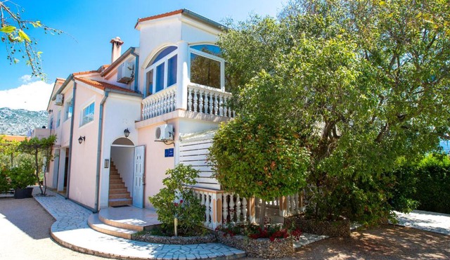 Apartments Vesela
