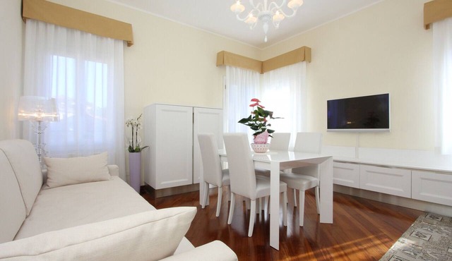 Apt. Splendid Venice (250m from St. Mark´s Square)