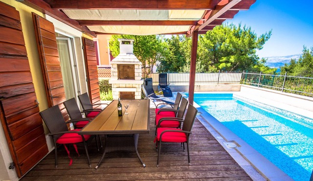 Astonishing villa Big View with pool for 8 persons