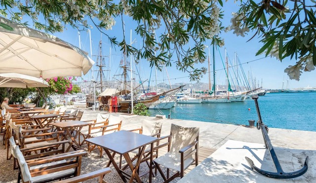 Athens Riviera Alimos by Comfort Club, Athens best getaway to enjoy Sea & Culture