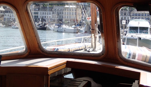 Audierne Yachting - Yacht Time Out