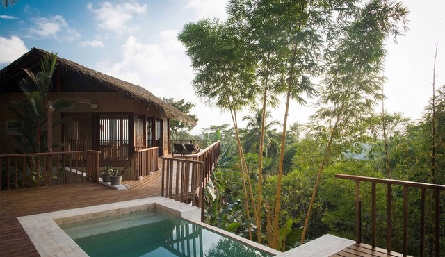 Award-Winning Eco-Luxury Retreat | Panoramic Jungle and Ocean Views