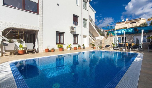 Awesome apartment in Krk w/ Outdoor swimming pool and 2 Bedrooms