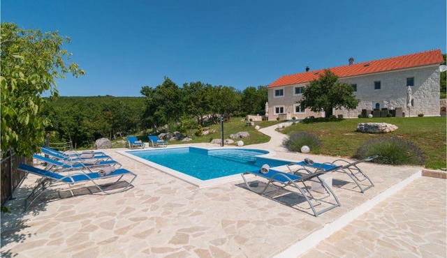 Awesome home in Cista Provo with WiFi, Private swimming pool and Heated swimming pool