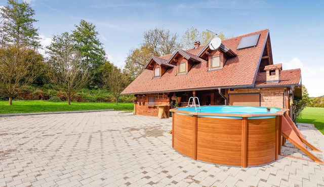 Awesome home in Donja Stubica