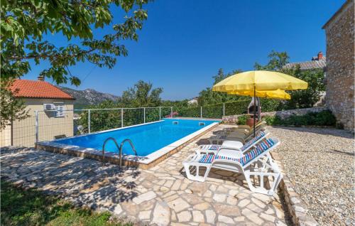 Awesome Home In Grizane