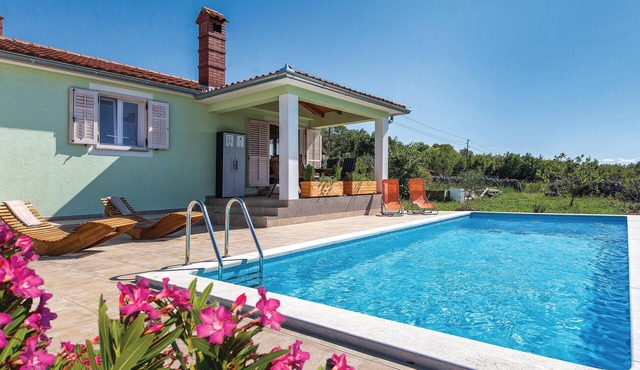 Awesome home in Koromacno with WiFi