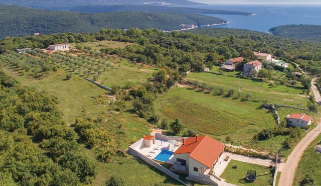 Awesome home in Krnica