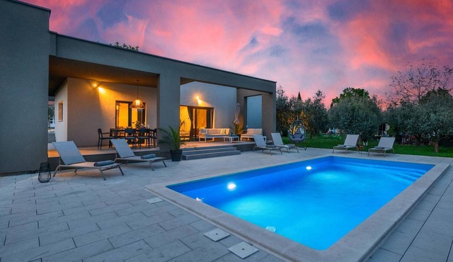 Awesome home in Marcana with WiFi