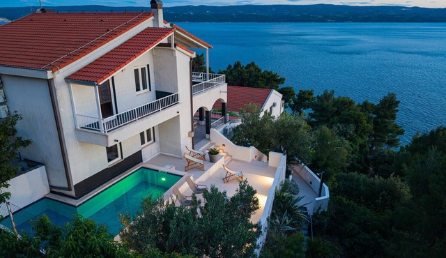 Awesome home in Stanici