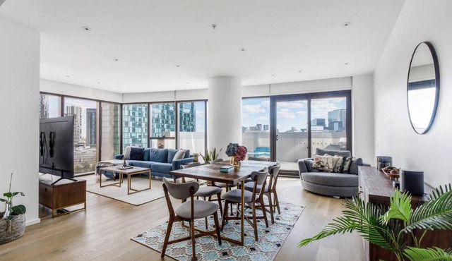 'Azurine' An Elegant Nordic Style Family Residence