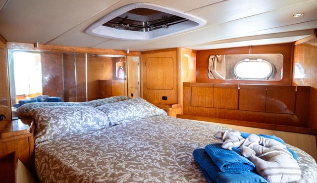 BALI BOAT b&b HOUSE BOAT