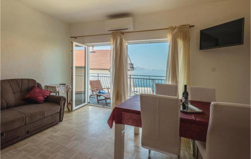 Beach Front Apartment In Senj With Wifi