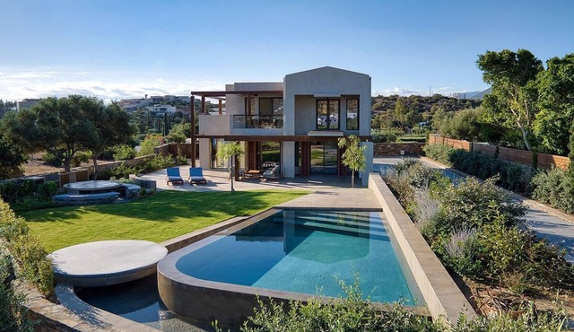 Beachfront Linum Escape Retreat