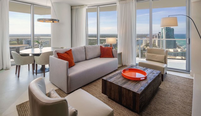 BeachFrontCondo@Hyde CornerUnit OceanView