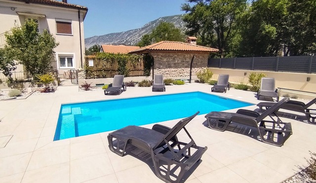 Beautiful apartment in Tribalj