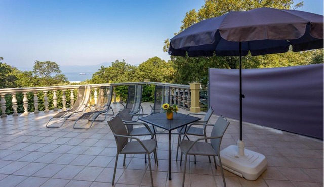 Beautiful Apartment In Kostrena