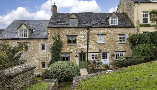 Beautiful dog friendly Cotswold retreat with outdoor bath - Ardmore Cottage