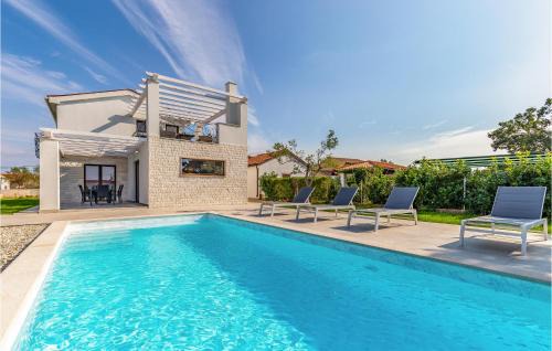Beautiful Home In Hrboki