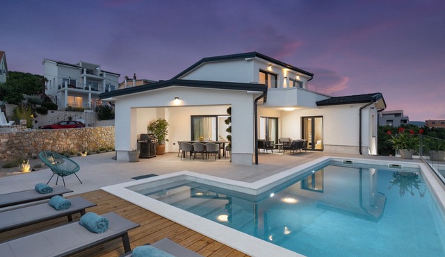 Beautiful Villa Dumboka