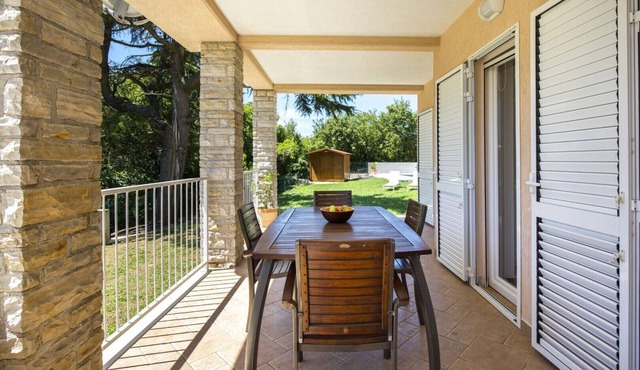 Beautiful Villa Wanderlust with pool in Labin