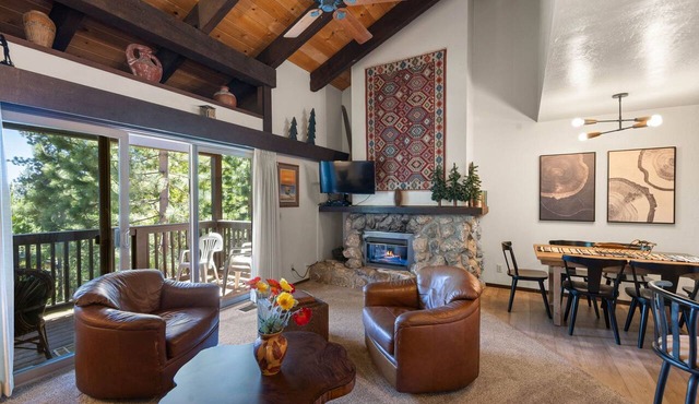 Black Bear Villas Condo in Tahoe City- summer pool and tennis