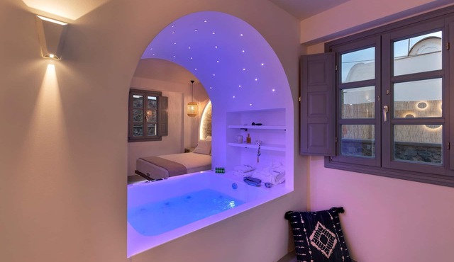 BlackStone Luxury Suites