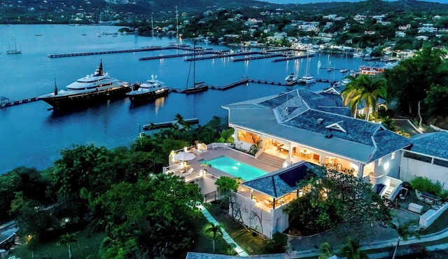 Bluff House, English Harbour Villa, Pool & Harbour Views, Sleeps 12–14