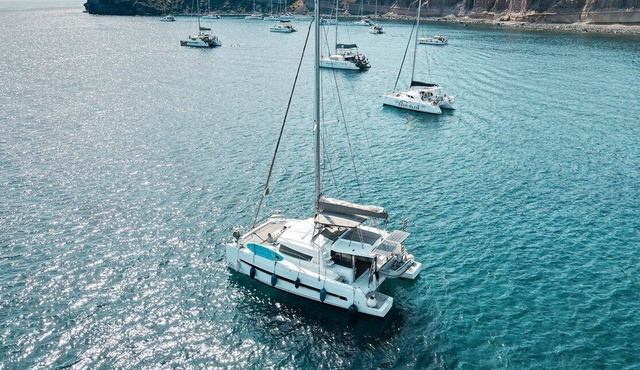 Boat 'Catamaran B-happy Bali' with Sea View and Air Conditioning
