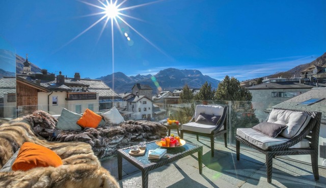 Boutique Chalet Moritz for 12 with Sauna, Samedan, Switzerland