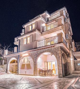 Boutique VILA SABRINA Selce - Exclusive Apartments with free parking