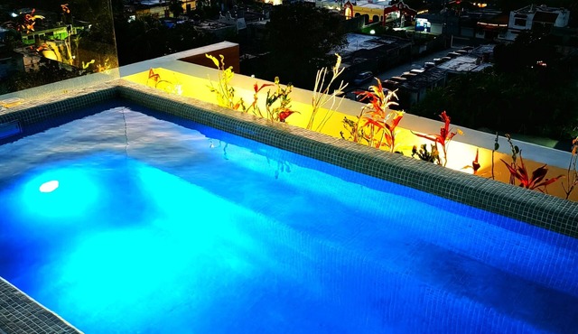 Brand New Build - best Location 2 blocks from the fery ocean view Pool Roof Top.