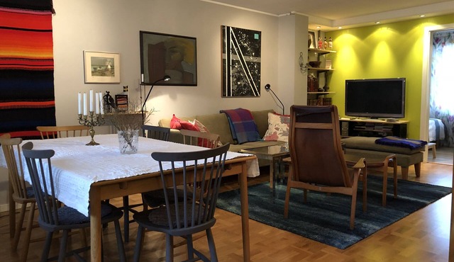 Bright & cozy apartment in a central & popular area next to main fairs & events