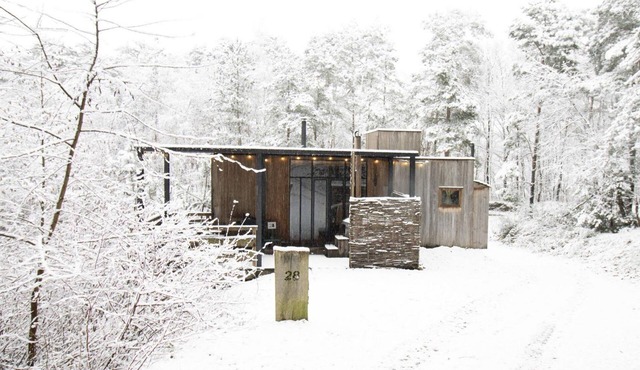 Cabin with panoramic views and hot tub