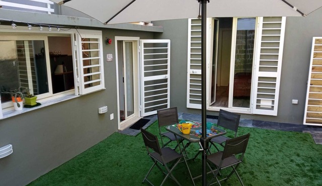 Cappucci Garden House, nice apartment with little garden few steps from seafront