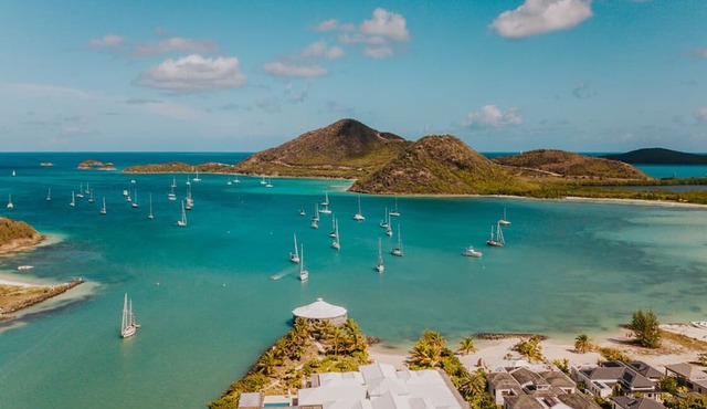 Caribbean Bliss: Sun-Soaked Sailing Adventure from Antigua y Barbuda to Santa María, Puerto Alegre