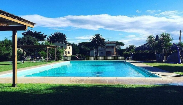 Casa Aneto A: A welcoming apartment surrounded by the greenery, with Free WI-FI.