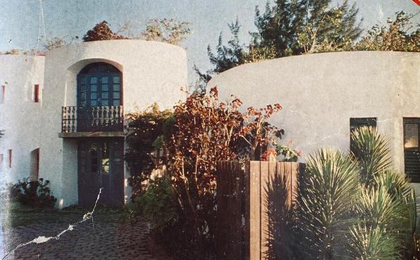 CASA DE REVISTA em Cabo Frio