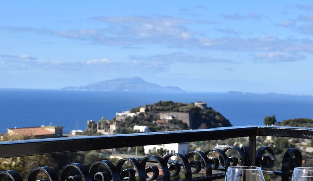 Casa Dei Limoni, perfect location for those who love peace, nature and landscape