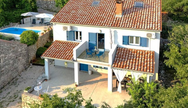 Casa Dorella in peaceful location with a sea view