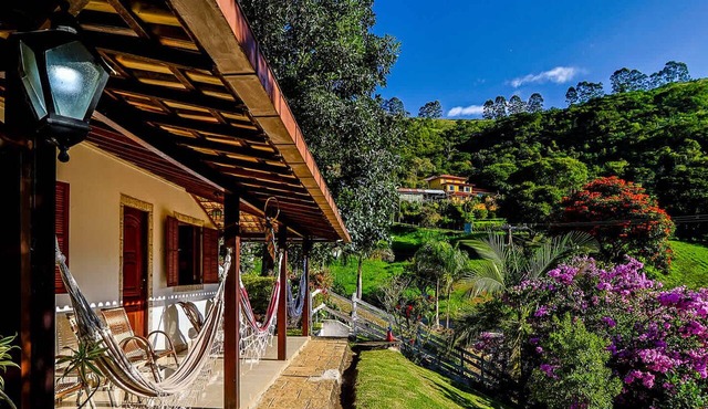 Casa em Teresópolis com Piscina e Churrasqueira