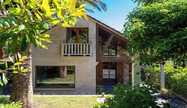 Casa playa Canelas (211), close to the beach & near Sanxenxo
